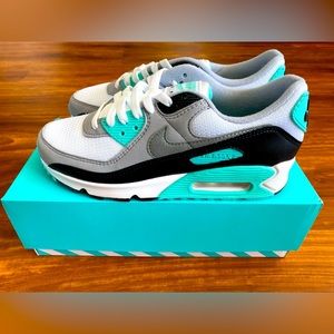 NWOT Nike Air Max 90 (Aqua/Grey) - Men’s 6.5/Women’s 8